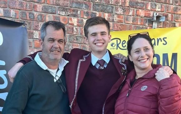 Pieter Fourie ATKV redenaars 1 Hoër Volkskool maak geskiedenis in die ATKV redenaars!